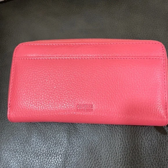 NWT MSRP$65 GIANI BERNINI Softy Core Leather All In One Wallet Coral Pink - Picture 2 of 5